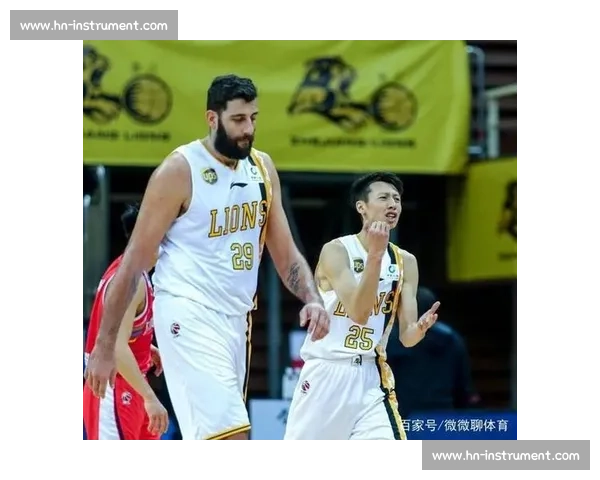 友谊赛日本vs强敌前瞻：阵容磨合与战术试验成看点全面展开实战检验