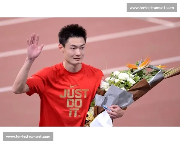 张培萌vs新生代飞人速度与意志的巅峰对决全景解析赛场传奇时刻