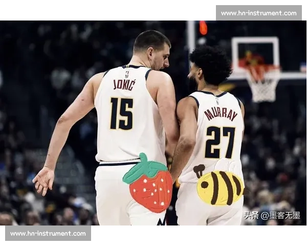湖人奋力拼搏迎战掘金季后赛第四场关键对决，巅峰对决谁能笑到最后