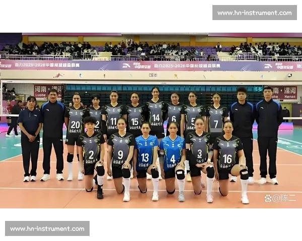 女排全锦赛焦点战浙江对阵辽宁攻防博弈引爆赛场新老对决悬念拉满